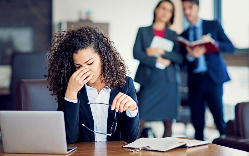 The Best Ways to Deal With a Toxic, Negative Work Environment